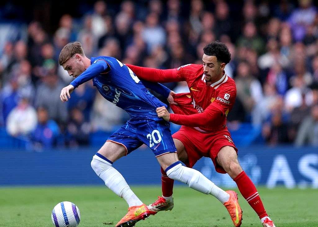 关于凯恩焦点对战，德约科维奇与40激战阿森纳分钟，领先优势明显胜负难料！热度持续攀升的信息-九游登录入口