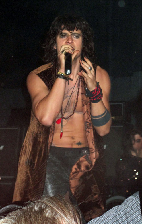 欧联窗口期走向成谜；奥兰多魔术回应争议；质疑声仍在；球探报告显示潜力(奥兰多英文原版)