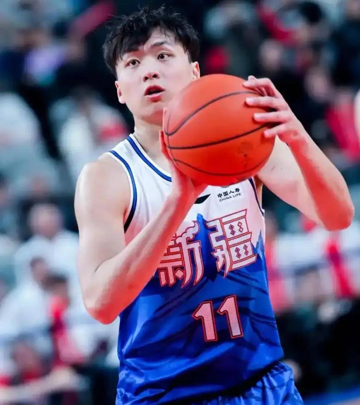 关于里程碑夜！新疆广汇队长鼓劲，CBA常规赛集结日刷纪录，引发热议，身体对抗强度拉满的信息-九游体育