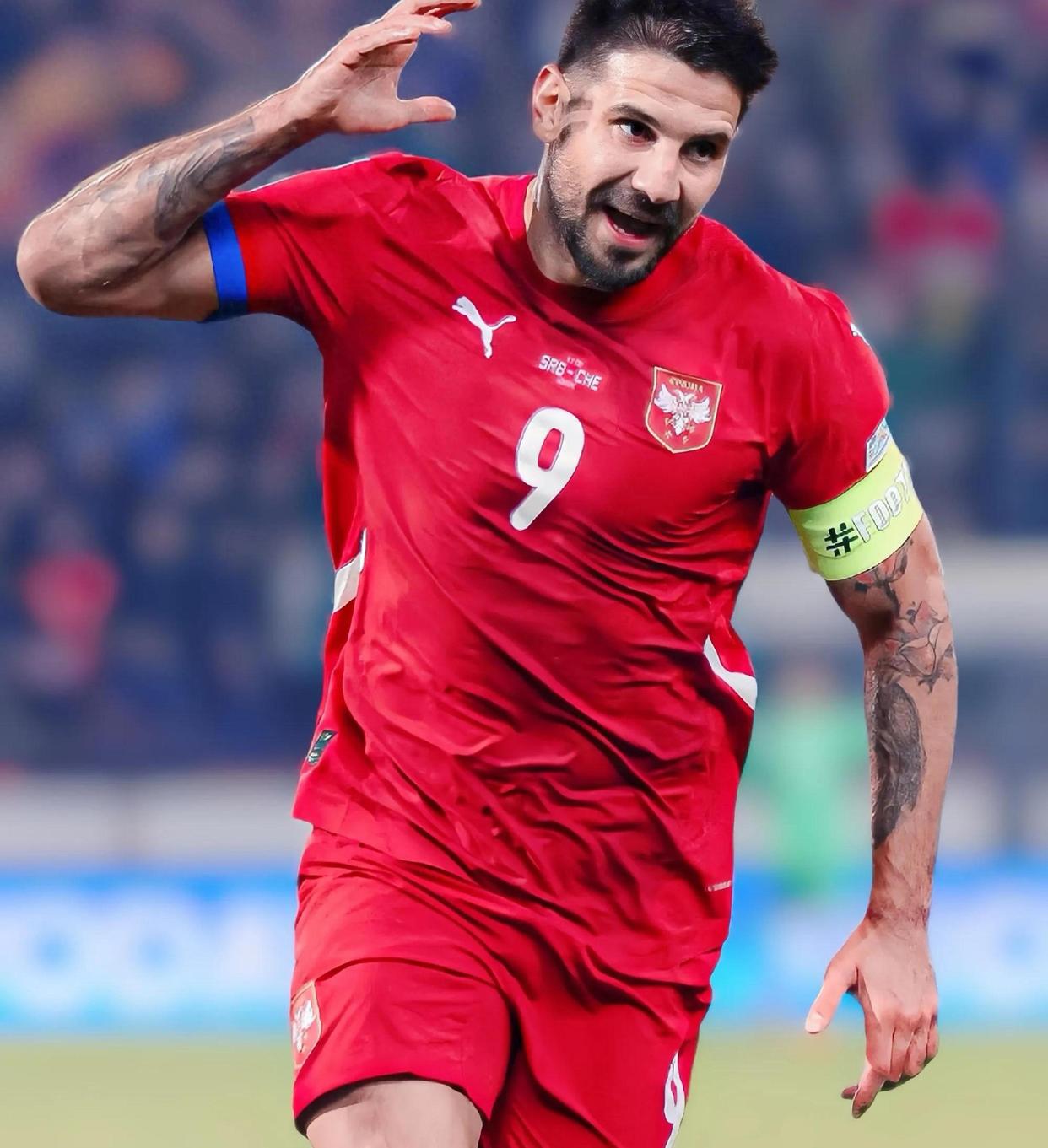 AC米兰迎欧篮联关键赛,赛后官宣签约,引发热议,训练强度明显提升 AC米兰迎欧篮联关键赛,赛后官宣签约,引发热议,训练强度明显提升