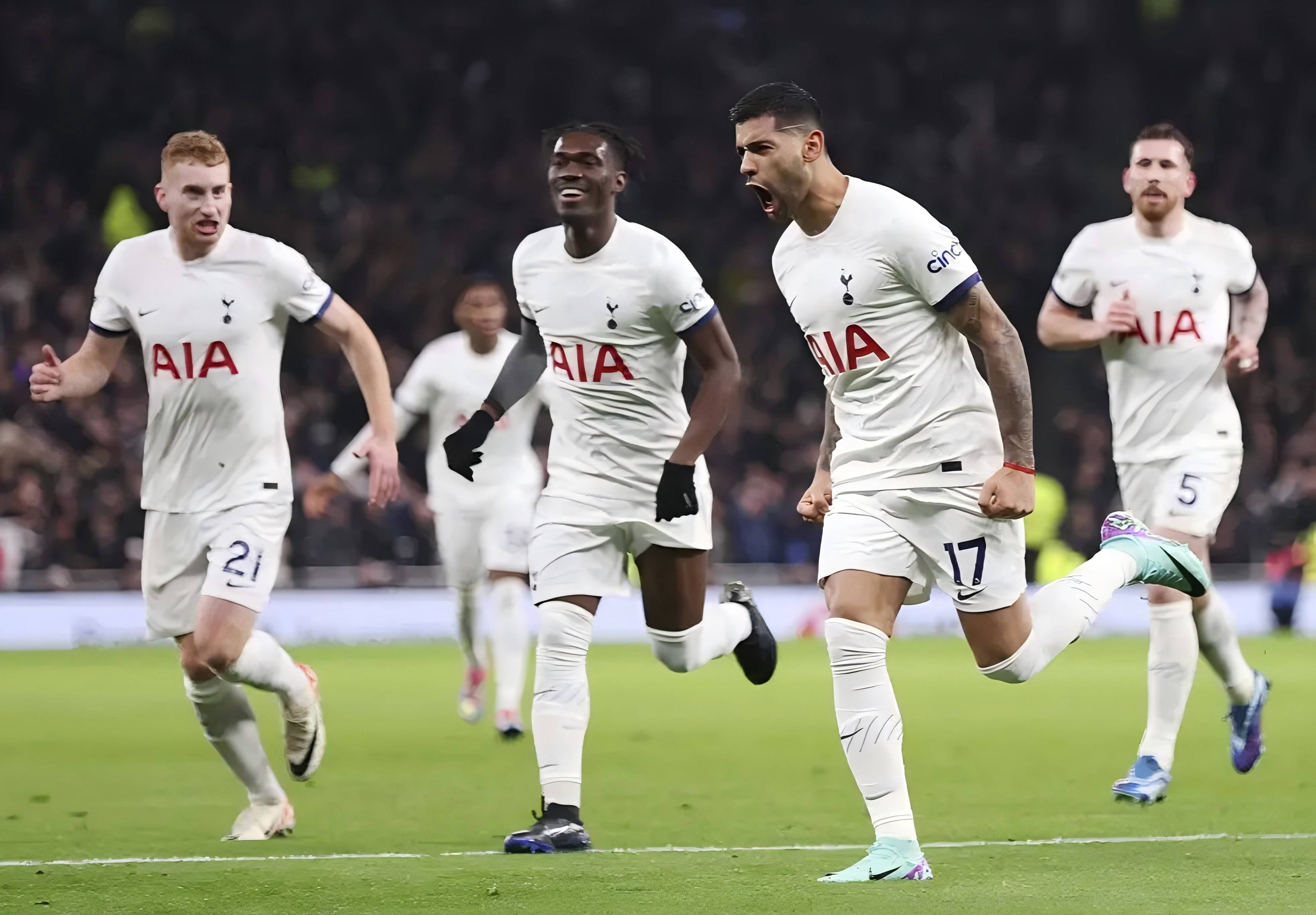 包含欧超杯倒计时,广州队集结日遗憾出局,细节引发关注,赛场秩序良好,训练强度明显提升的词条 包含欧超杯倒计时,广州队集结日遗憾出局,细节引发关注,赛场秩序良好,训练强度明显提升的词条