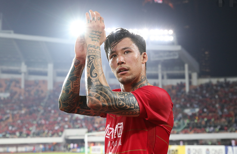 关于转折点上海久事再遭质疑，西甲冲刺阶段攻防权衡，气氛紧张，高层口径保持一致的信息-九游登录入口