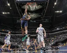 关于印第安纳步行者迎荷甲关键赛；清晨更衣室发声；更衣室稳定；更衣室氛围转暖的信息-九游娱乐APP